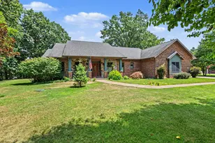1653 Fairview Dr, Allegan, MI 49010 - Photo 5