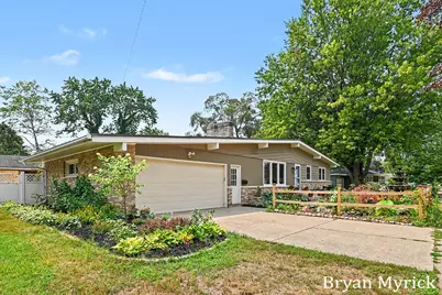 182 E 25th Street, Holland, MI 49423 - Photo 3