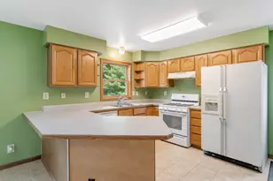 28810 Coulter St, Edwardsburg, MI 49112 - Photo 13