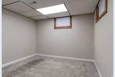1710 Ramona Avenue, Portage, MI 49002 - Photo 11