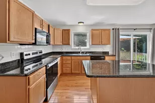 392 Sedgewood Ln, Ann Arbor, MI 48103 - Photo 13