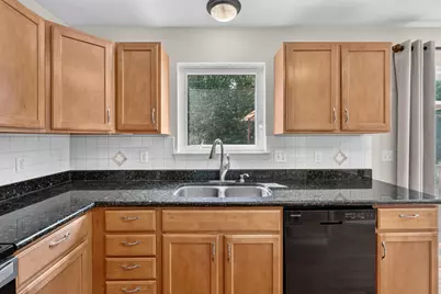 392 Sedgewood Lane, Ann Arbor, MI 48103 - Photo 17