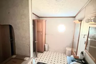726 Strawberry Ln, Muskegon, MI 49442 - Photo 9