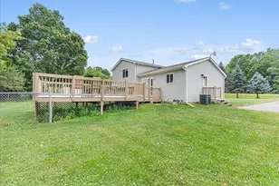 11534 Eaton Rapids Rd, Springport, MI 49284 - Photo 33