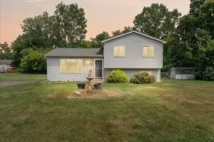 11534 Eaton Rapids Rd, Springport, MI 49284 - Photo 1