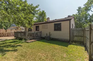 1305 Rambling Rd, Ypsilanti, MI 48198 - Photo 27