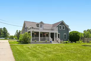 2719 S Cleveland Ave, Saint Joseph, MI 49085 - Photo 1