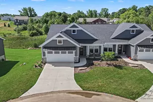 5441 Albright Ave SW, Grandville, MI 49418 - Photo 3