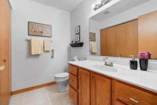 121 Pinegrove Dr, Battle Creek, MI 49015 - Photo 15