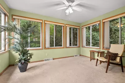 121 Pinegrove Drive, Battle Creek, MI 49015 - Photo 11