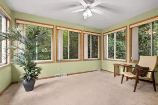 121 Pinegrove Dr, Battle Creek, MI 49015 - Photo 11