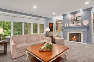 1579 Winterwood Dr NE, Grand Rapids, MI 49525 - Photo 9