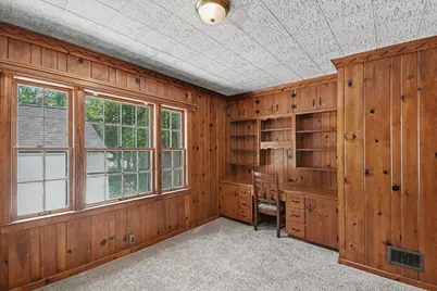 1422 Derby Drive NW, Grand Rapids, MI 49504 - Photo 9