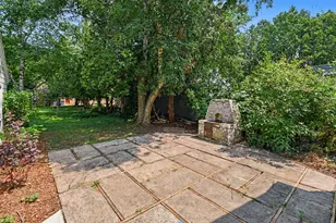 1422 Derby Dr NW, Grand Rapids, MI 49504 - Photo 17