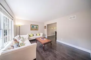 3085 N Foxridge Ct, Ann Arbor, MI 48105 - Photo 7