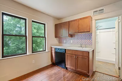 1129 Hamilton Avenue NW, Grand Rapids, MI 49504 - Photo 9