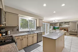 30521 Knighton Dr, Farmington, MI 48331 - Photo 35