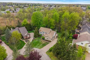 30521 Knighton Dr, Farmington, MI 48331 - Photo 19