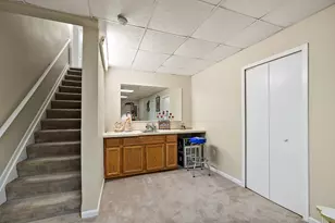 30521 Knighton Dr, Farmington, MI 48331 - Photo 77