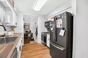145 Lincolnwood Dr, Battle Creek, MI 49015 - Photo 13