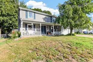 145 Lincolnwood Dr, Battle Creek, MI 49015 - Photo 1