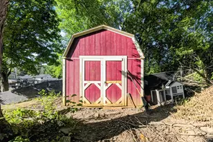 145 Lincolnwood Dr, Battle Creek, MI 49015 - Photo 37