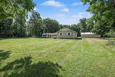 2125 W Kimmel Road, Jackson, MI 49201 - Photo 1