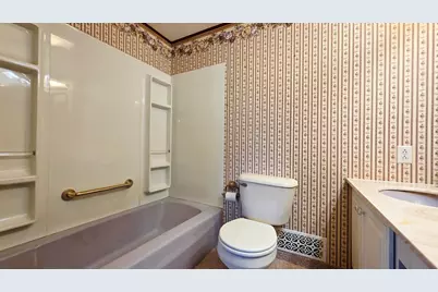2151 E Coral Road NE, Edmore, MI 48829 - Photo 25