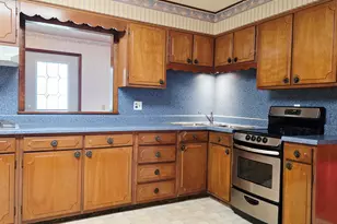 2151 E Coral Road NE, Edmore, MI 48829 - Photo 9