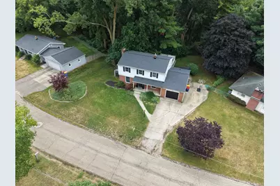 2046 Acton Road NW, Grand Rapids, MI 49504 - Photo 5