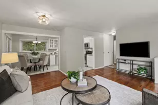 2727 Hampshire Rd, Ann Arbor, MI 48104 - Photo 7