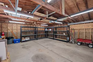 650 W Lincoln St, Birmingham, MI 48009 - Photo 39