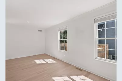 650 W Lincoln Street, Birmingham, MI 48009 - Photo 21