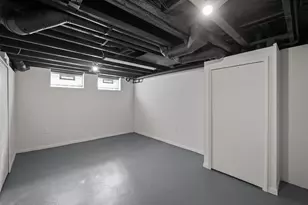 650 W Lincoln St, Birmingham, MI 48009 - Photo 37