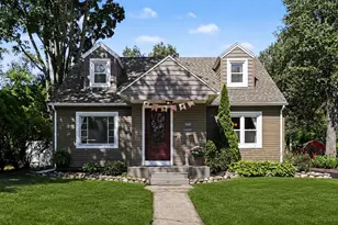 169 24th St N, Battle Creek, MI 49015 - Photo 1
