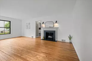 1214 Woodlawn Ave, Grand Haven, MI 49417 - Photo 9