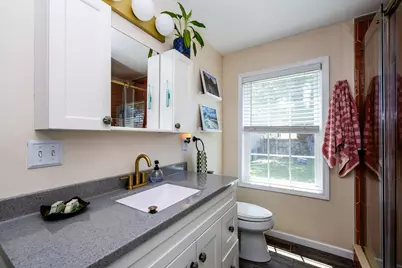 710 Petrie Avenue, Saint Joseph, MI 49085 - Photo 11