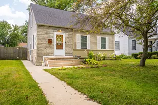 710 Petrie Ave, Saint Joseph, MI 49085 - Photo 1