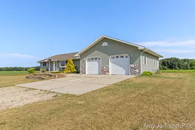 16972 W Stanton Road, Pierson, MI 49339 - Photo 3