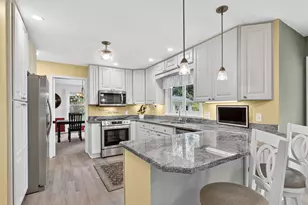 351 W Ridge Cir, Kalamazoo, MI 49009 - Photo 13