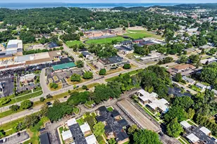 808 S Beacon Blvd, Grand Haven, MI 49417 - Photo 21