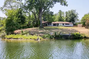 3910 Comanche Ct SW, Grandville, MI 49418 - Photo 9