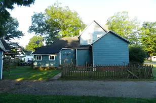 115 W Cass St, Bangor, MI 49013 - Photo 25