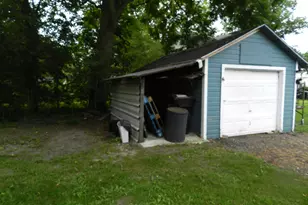115 W Cass St, Bangor, MI 49013 - Photo 23