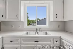 6632 City View Dr, Hudsonville, MI 49426 - Photo 17