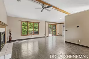 6632 City View Dr, Hudsonville, MI 49426 - Photo 9