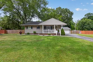 3430 Acacia Dr, Jackson, MI 49203 - Photo 1