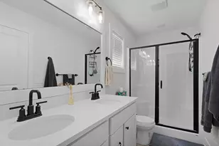 5871 Hemlock Dr SW, Wyoming, MI 49418 - Photo 19