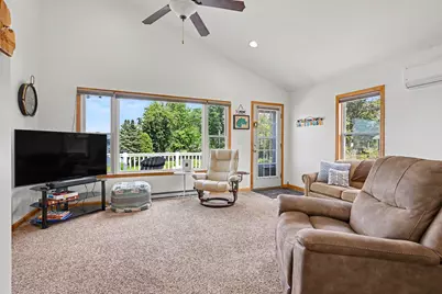 731 Beechwood Drive, Delton, MI 49046 - Photo 5