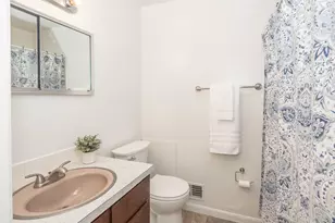 1021 Hol Hi Dr, Kalamazoo, MI 49008 - Photo 29
